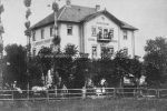 Anonym, Hotel Bäumle bei Bregenz um 1900, Albumin auf Untersatzkarton 14,4 x 9,6 cm