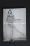 Foto Mode Fotomodel rauchend Bademode um 1960, anonym, unbekannt